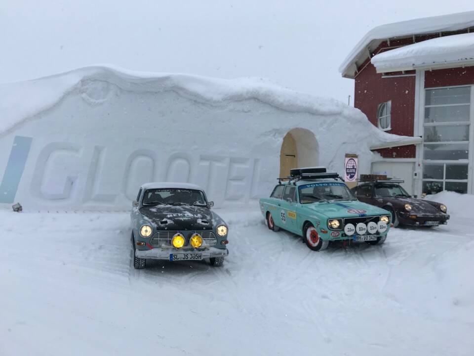 Image 17/18 of Volvo P 122 S (1966)