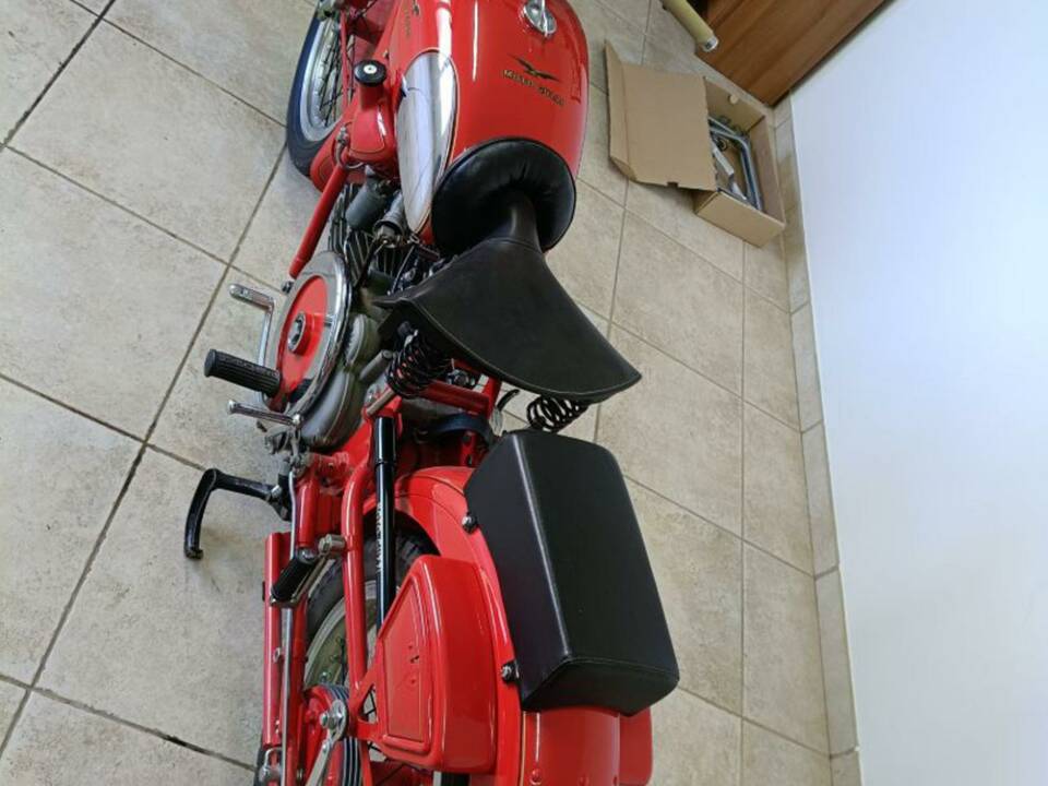 Imagen 15/39 de Moto Guzzi Falcone Sport (1954)