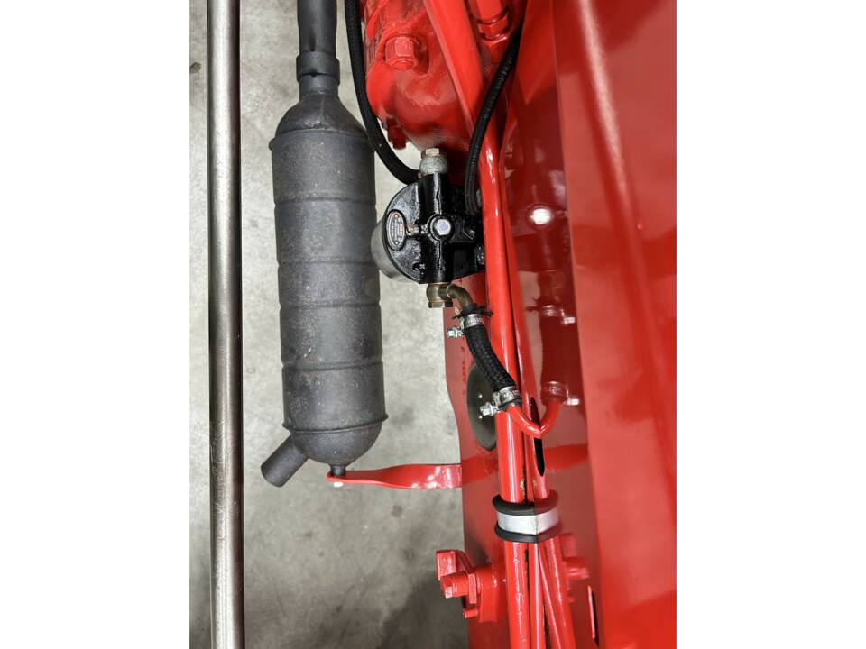 Image 46/50 of Porsche-Diesel Super Export 329 (1962)