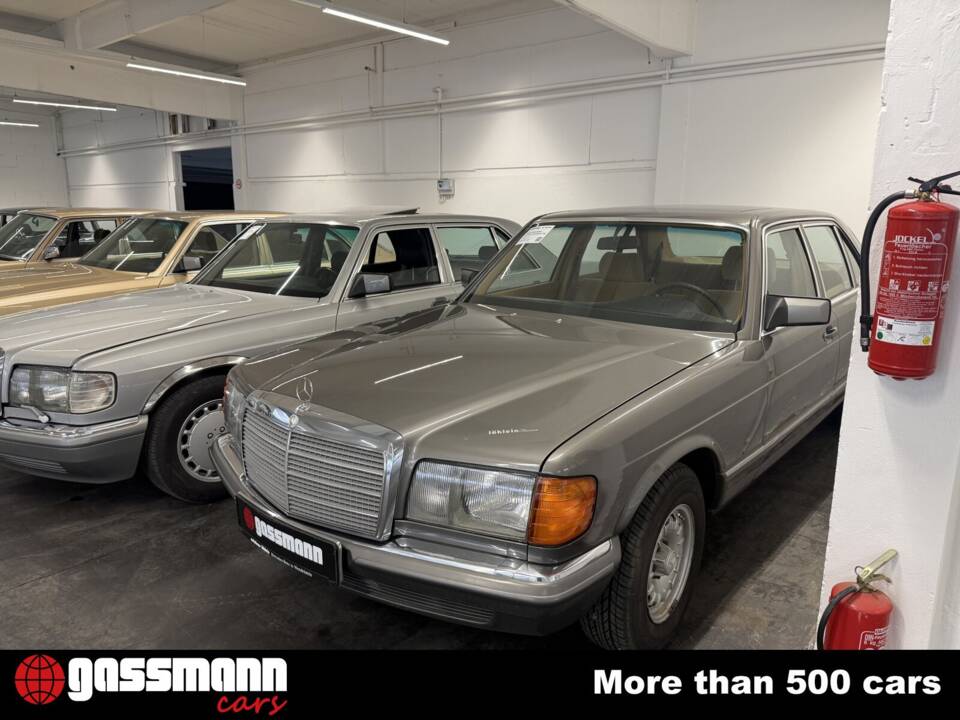 Obraz 4/15 pojazdu Mercedes-Benz 500 SEL (1982)