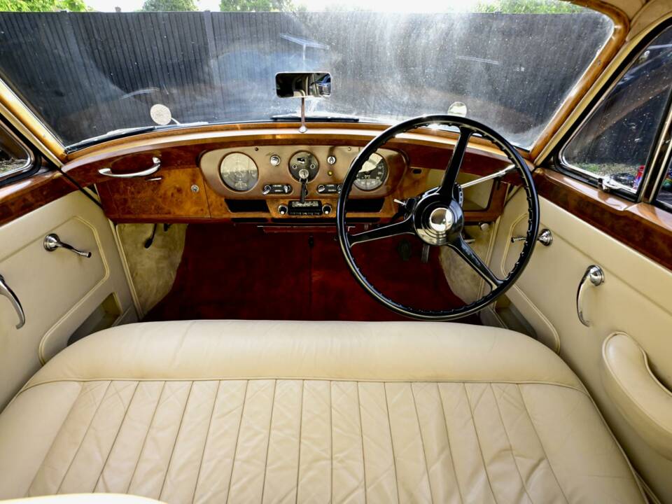 Bild 27/50 von Rolls-Royce Silver Cloud I (1956)