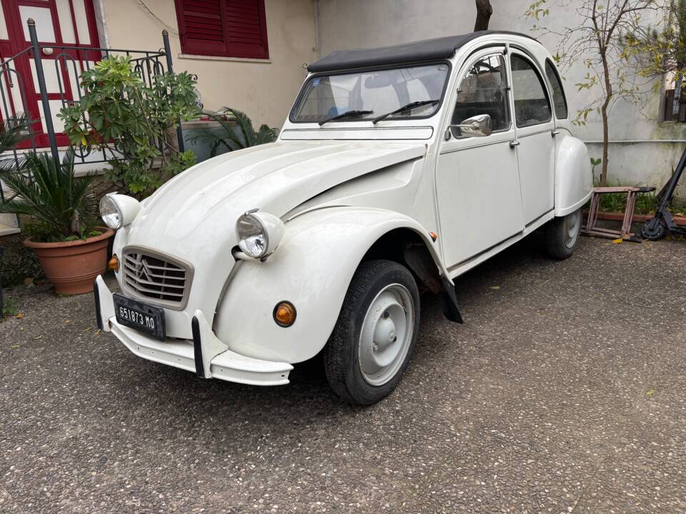 Afbeelding 2/54 van Citroën 2 CV 6 Club (1985)
