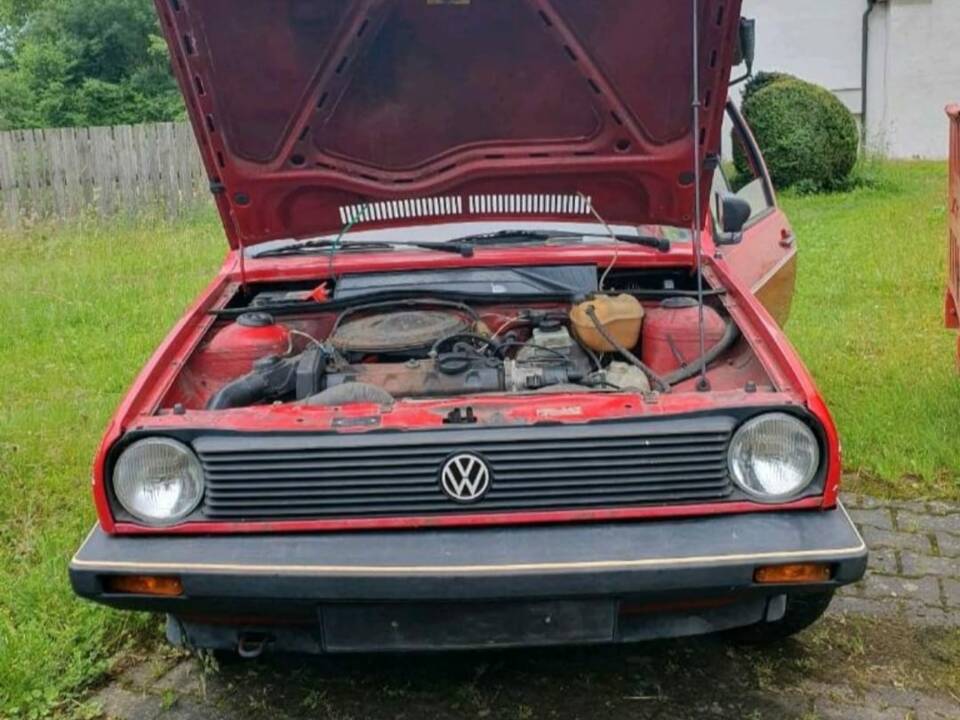 Imagen 6/13 de Volkswagen Polo II Hatchback 1.0 (1986)