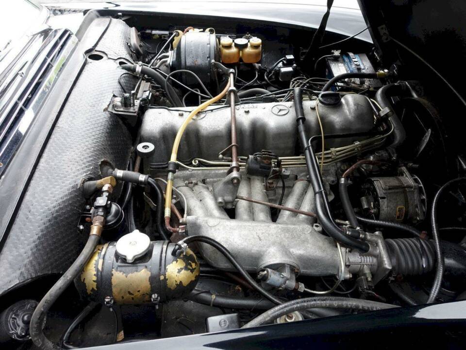 Bild 26/35 von Mercedes-Benz 280 SL (1969)