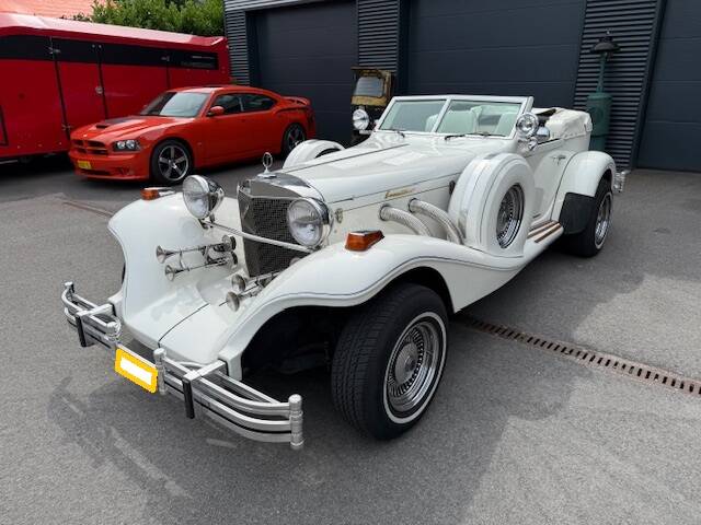 Image 2/25 of Excalibur Phaeton V (1989)