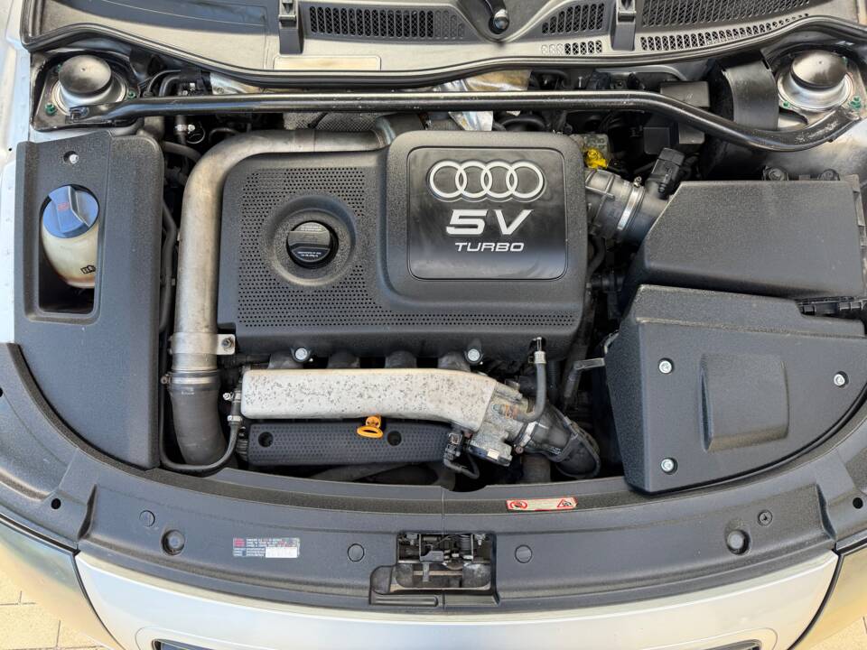 Bild 9/16 von Audi TT 1.8 T quattro (1999)