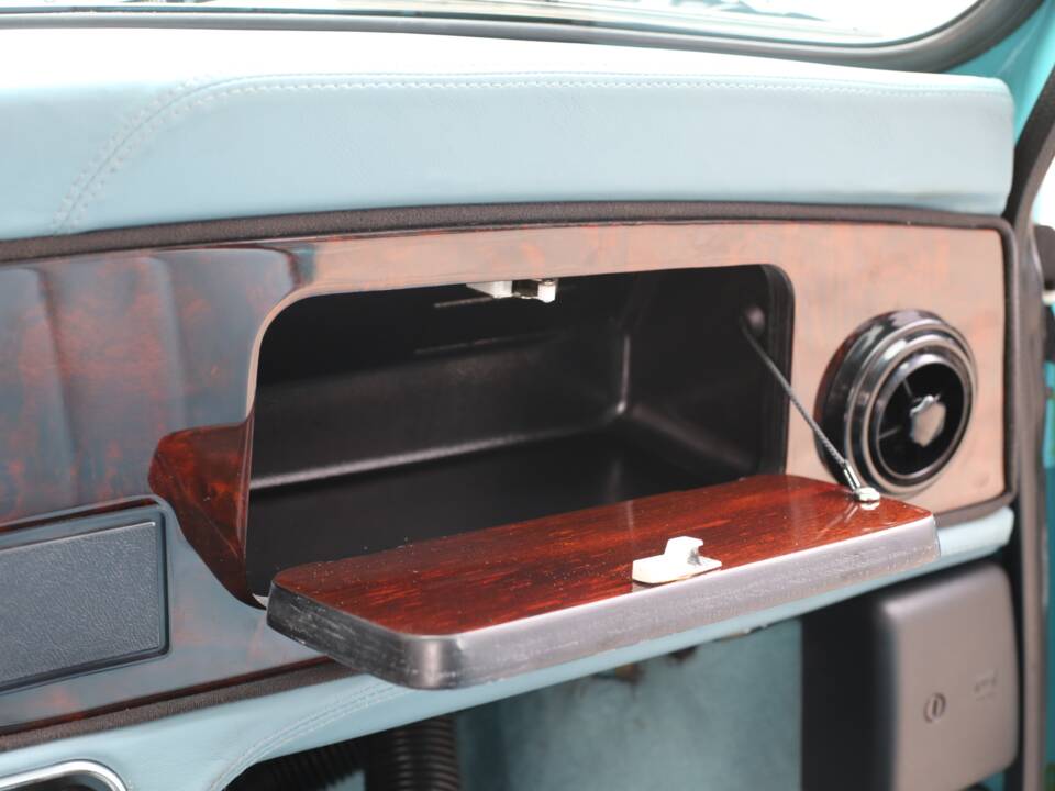 Image 26/50 de Mini Cooper 1.3i MPI (1999)