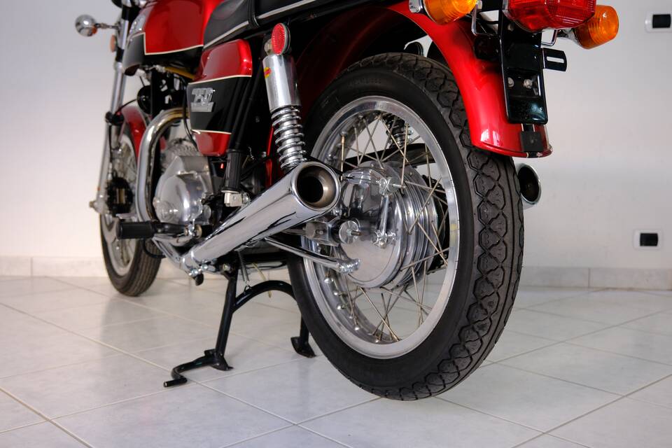 Immagine 63/96 di Ducati 750 GT (1974)