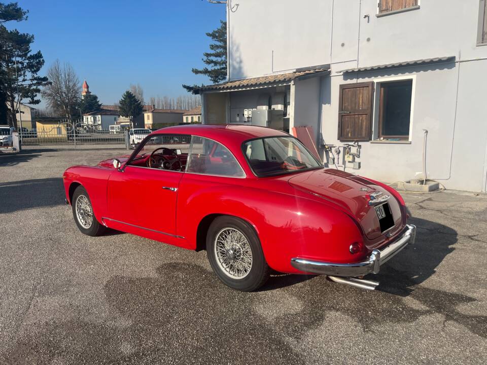 Image 2/21 de Alfa Romeo 1900 C Super Sprint Touring (1956)