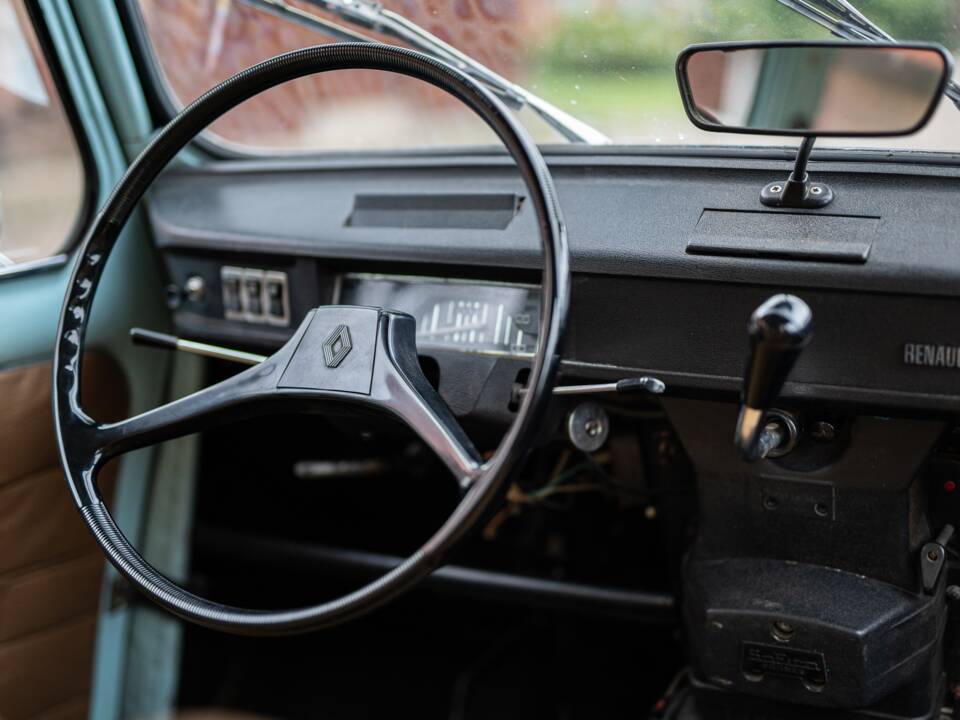 Bild 31/52 von Renault R 4 (1974)