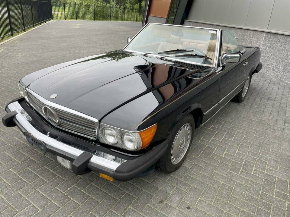 Image 2/36 de Mercedes-Benz 560 SL (1986)