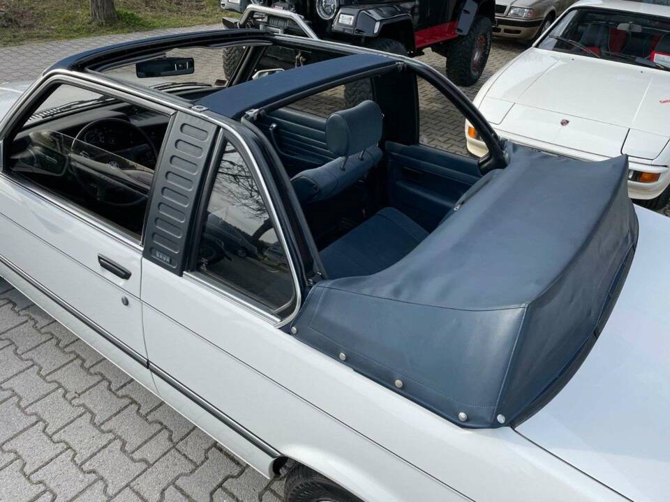 Image 8/20 of BMW 315 (1985)