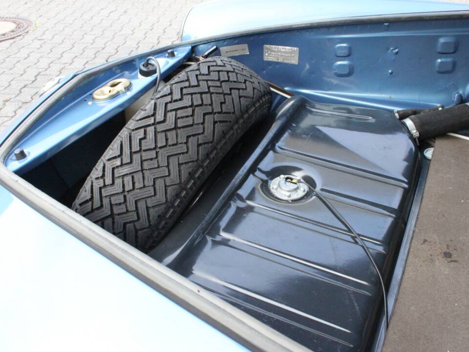 Imagen 17/27 de Volkswagen Karmann Ghia 1600 (1971)