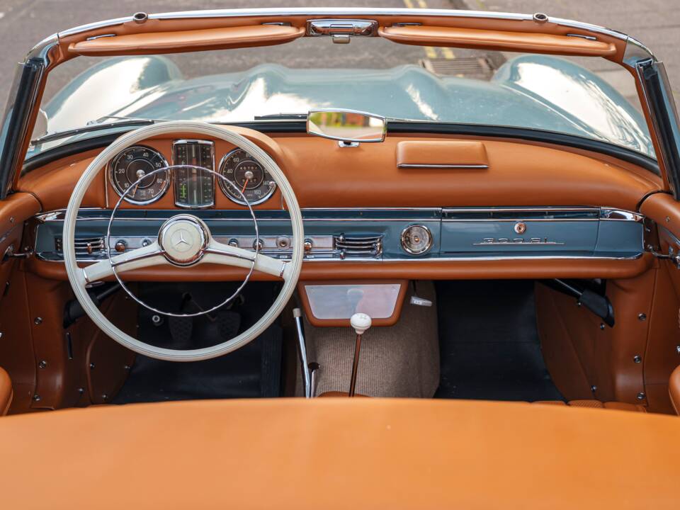 Image 19/33 de Mercedes-Benz 300 SL Roadster (1957)