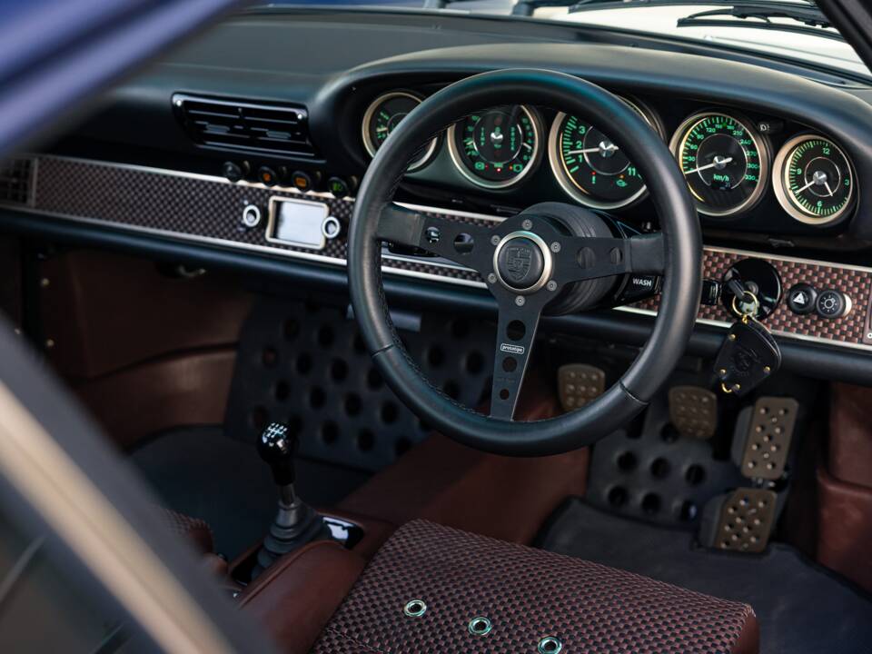 Image 15/32 of Porsche 911 Singer (2023)