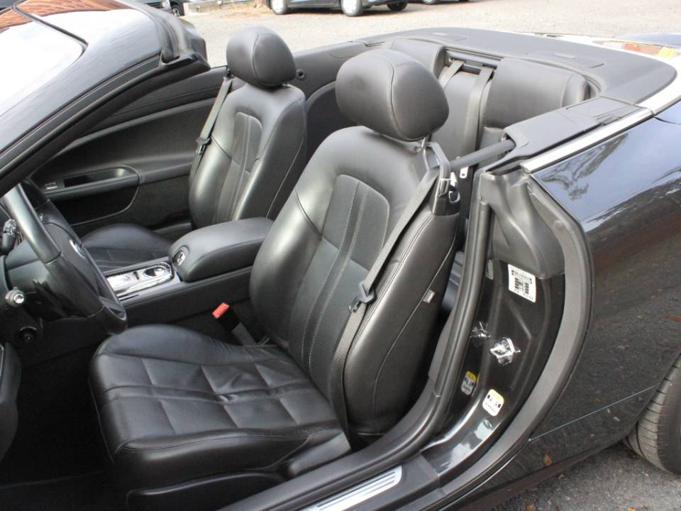 Imagen 13/23 de Jaguar XK (2011)