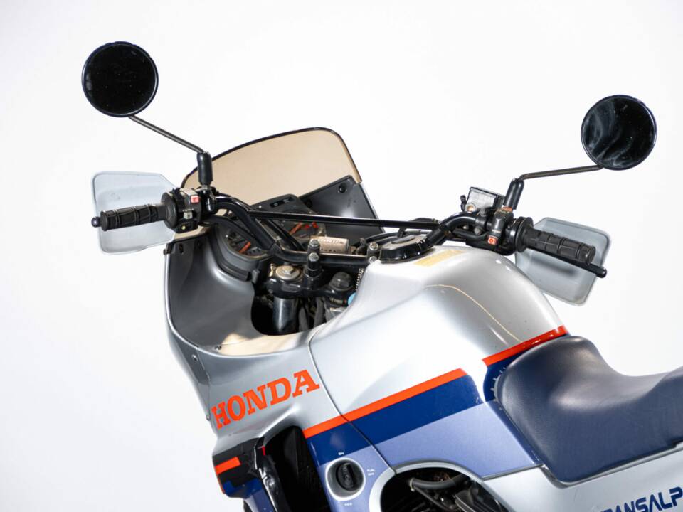 Image 13/43 of Honda XL 600V Transalp (1987)