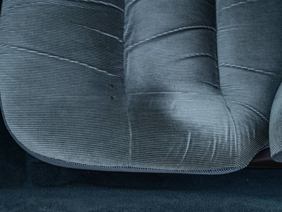 Bild 35/50 von Maserati Biturbo i (1988)