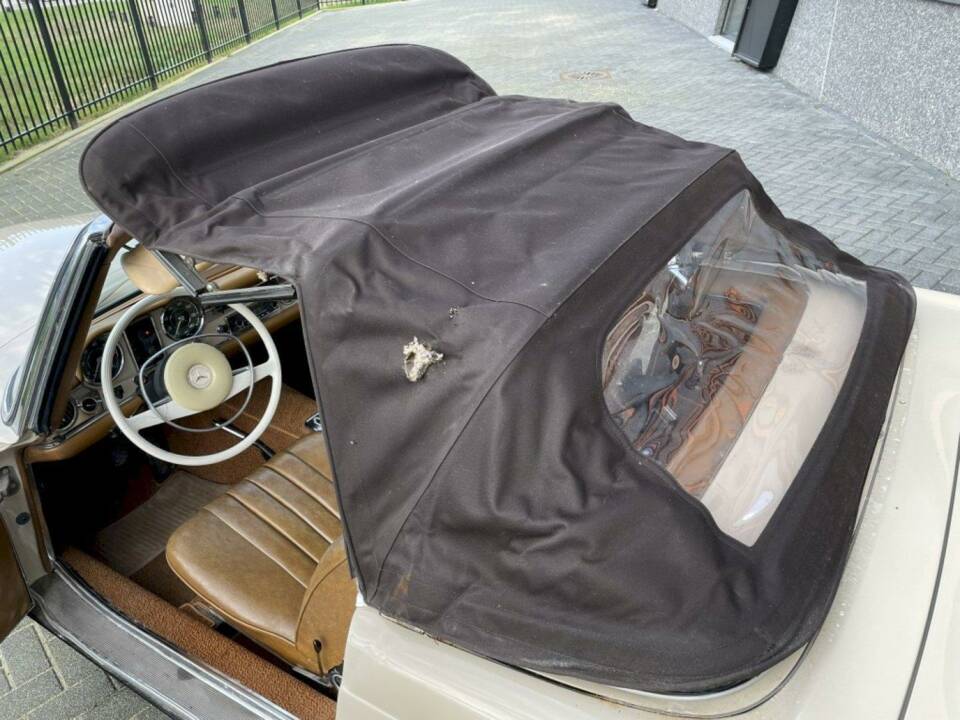 Afbeelding 19/36 van Mercedes-Benz 280 SL (1970)