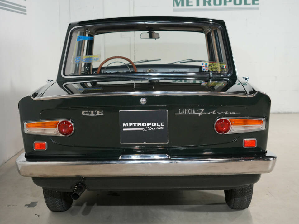 Image 15/49 of Lancia Fulvia (1969)