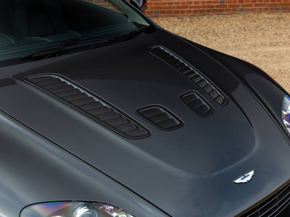 Bild 17/79 von Aston Martin V12 Vantage (2011)