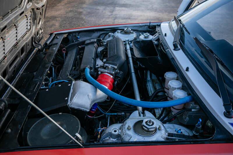 Afbeelding 13/50 van Lancia Delta HF Integrale Evoluzione I "Martini 5" (1989)