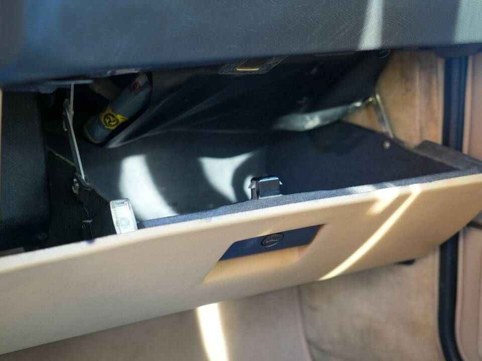 Bild 34/46 von BMW 635 CSi (1981)