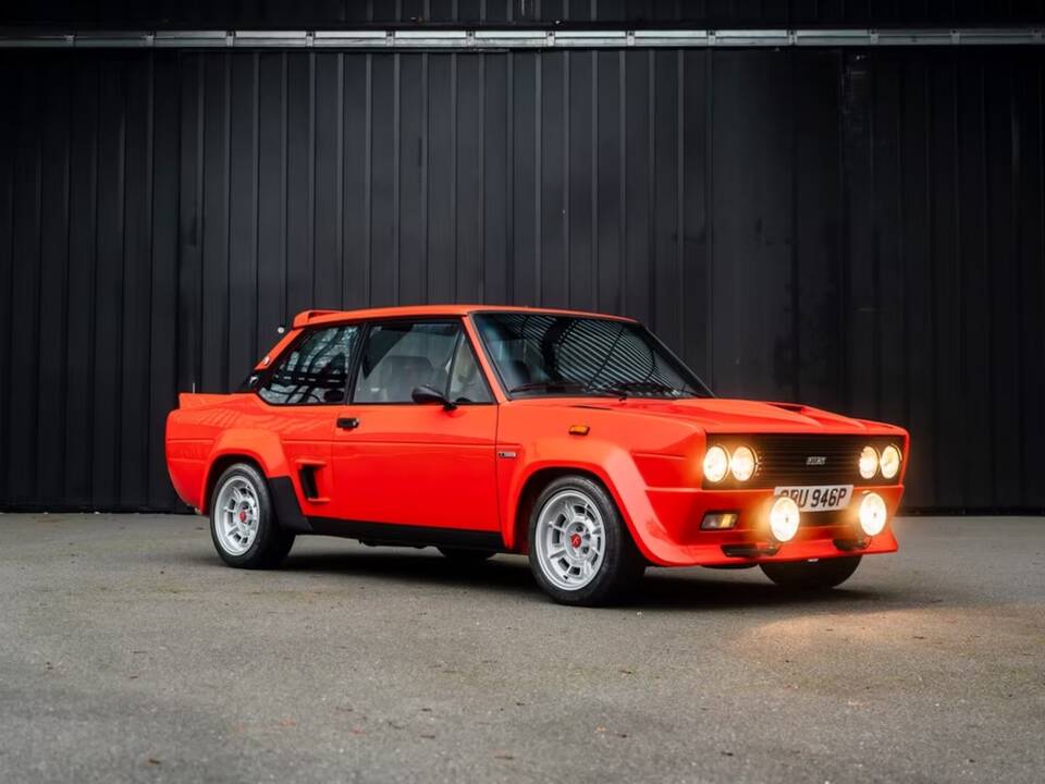 Image 3/15 of FIAT 131 Abarth Rally (1978)