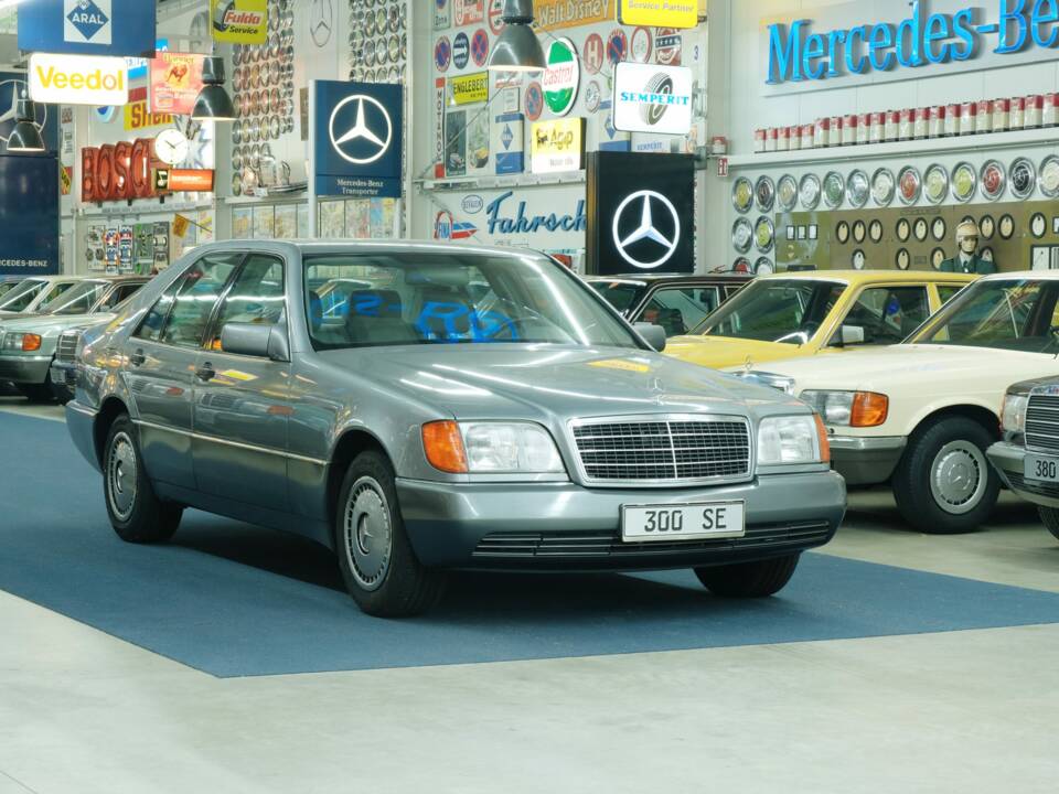 Bild 6/50 von Mercedes-Benz 300 SE (1992)