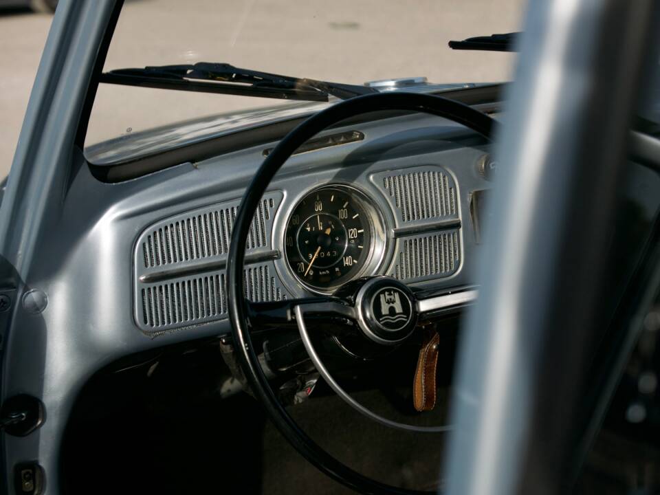 Image 32/54 of Volkswagen Beetle 1500 (1969)