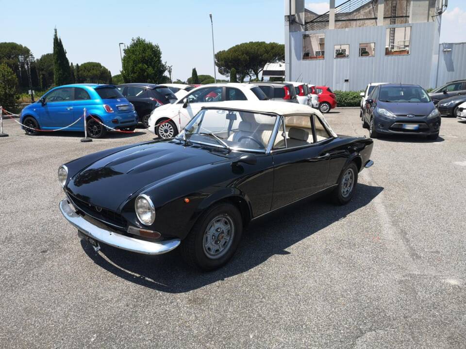Bild 33/33 von FIAT 124 Spider BS (1971)