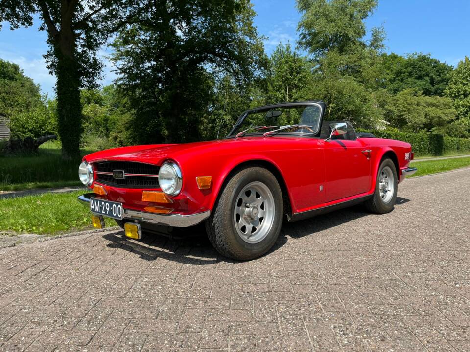 Immagine 3/8 di Triumph TR 6 (1971)