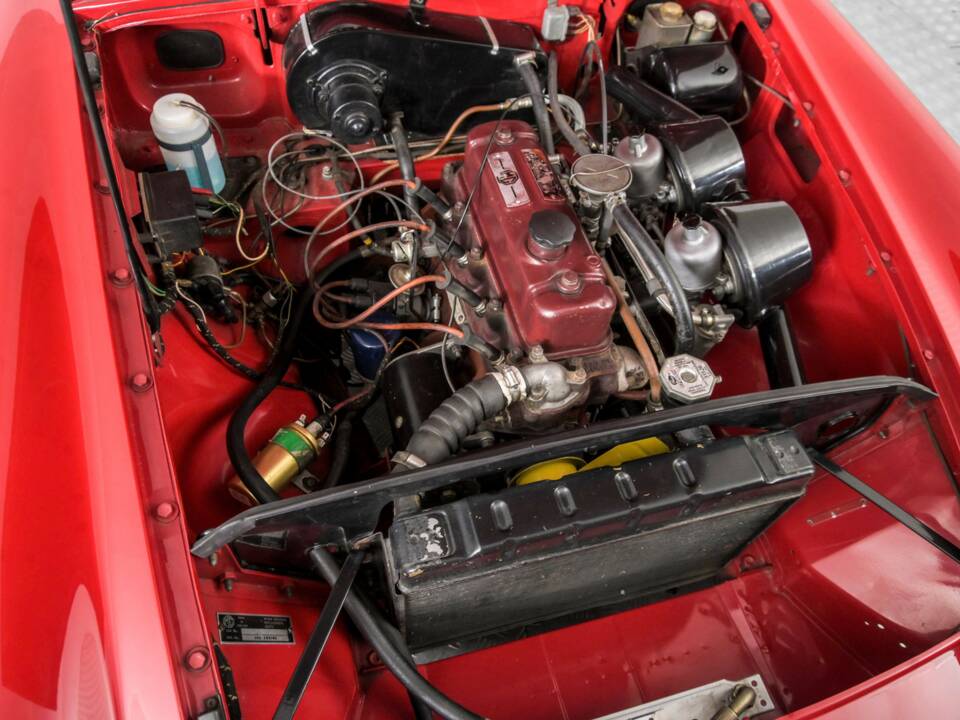 Afbeelding 40/50 van MG MGB (1966)