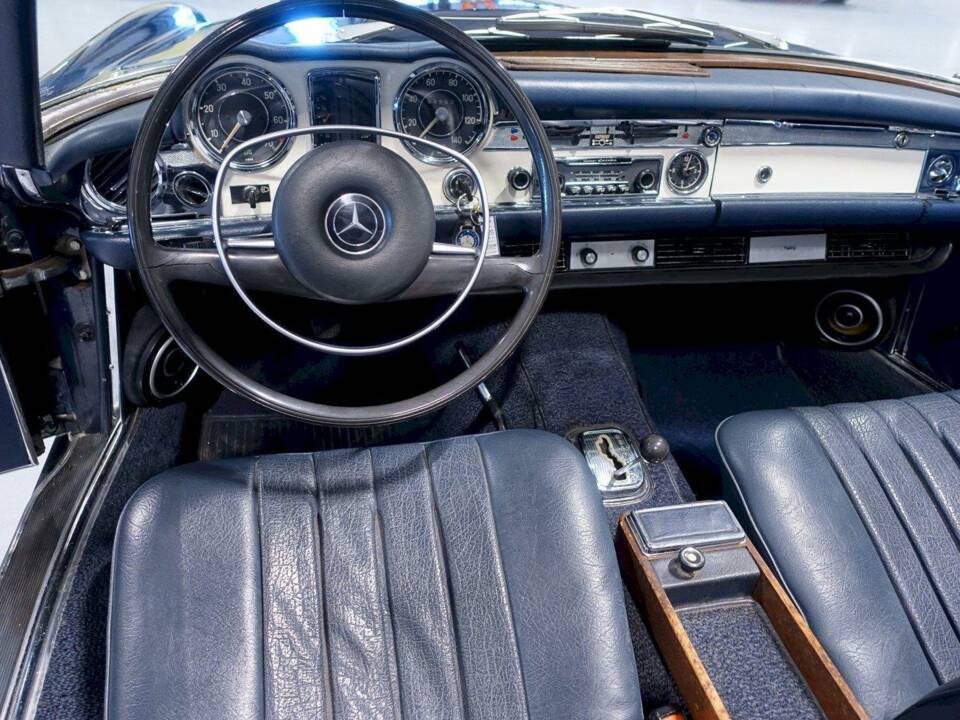 Imagen 19/36 de Mercedes-Benz 280 SL (1971)