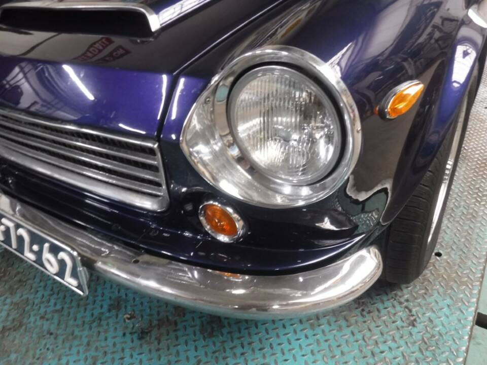 Image 31/50 of Datsun Fairlady 2000 (1968)