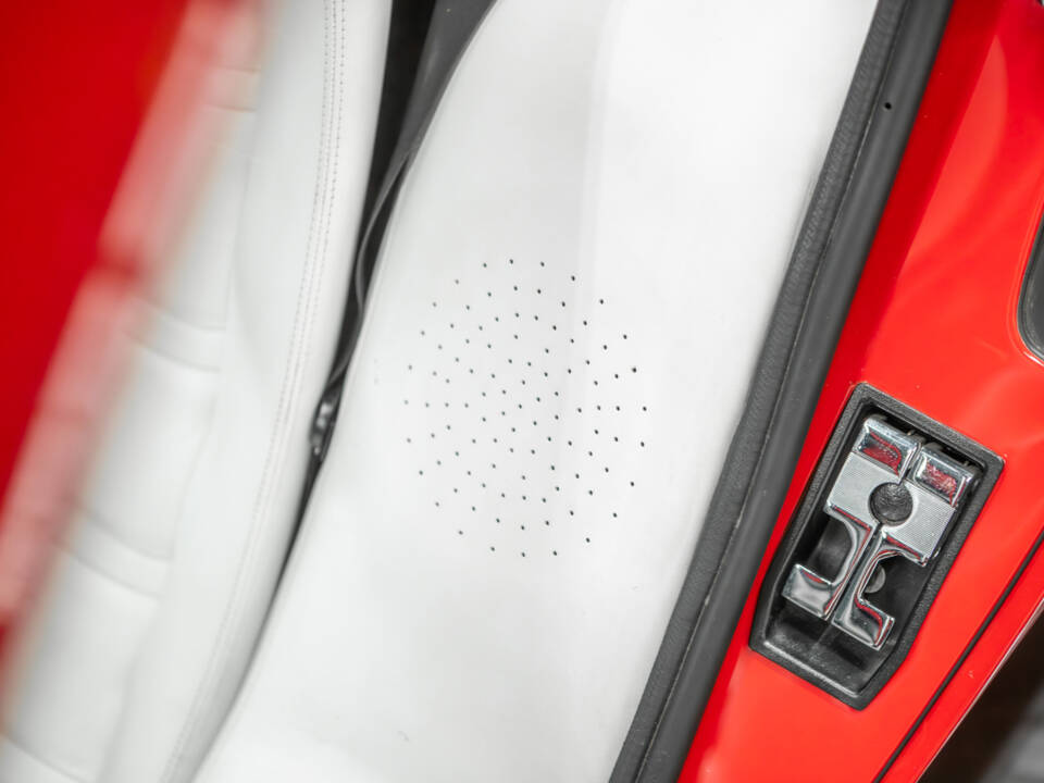 Image 32/50 of Lamborghini Countach LP 5000 S QV (1988)
