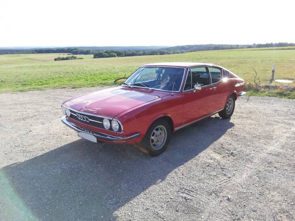 Bild 2/10 von Audi 100 Coupe S (1973)