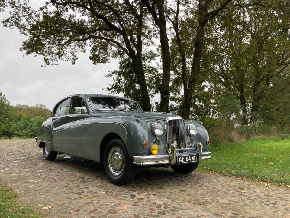 Immagine 2/65 di Jaguar Mk VIII (1957)