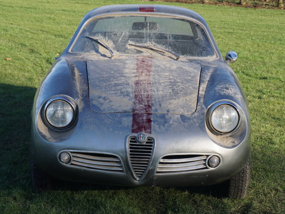 Image 6/19 of Alfa Romeo Giulietta Sprint 1300 (1965)