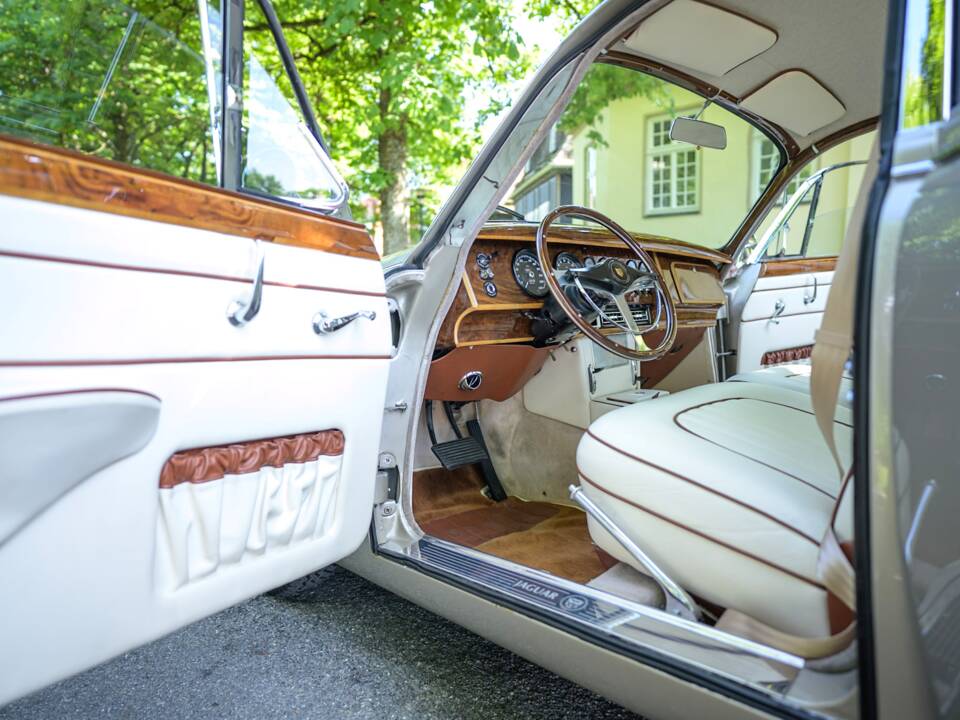 Immagine 7/64 di Jaguar Mk II 3.8 (1961)