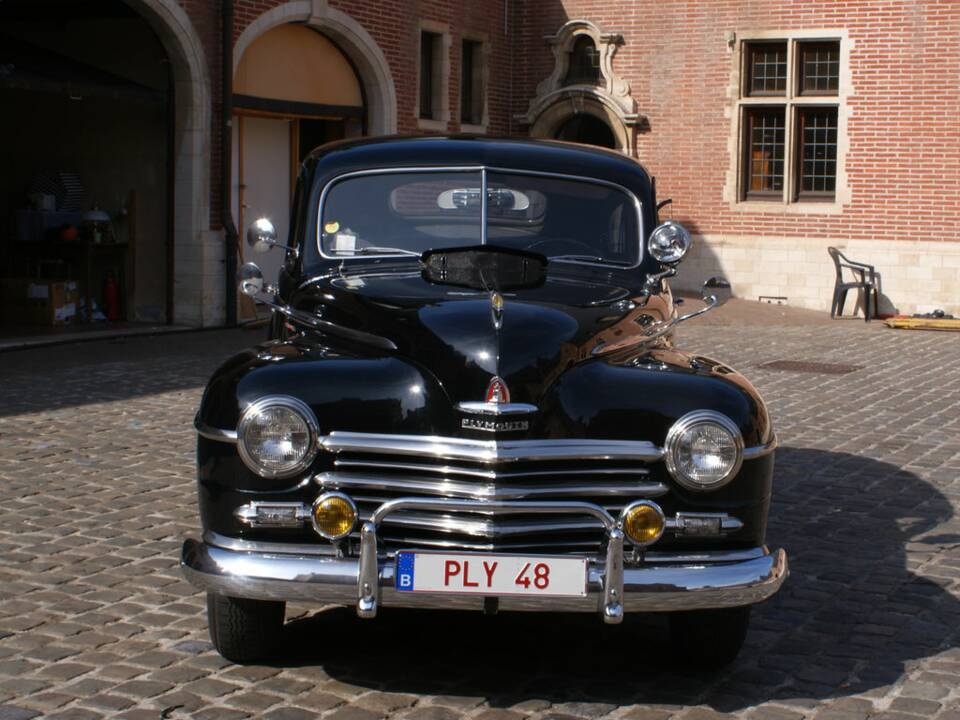 Image 3/8 of Plymouth Special Deluxe (1948)