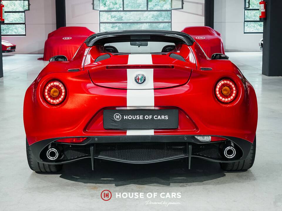 Image 8/25 of Alfa Romeo 4C Spider (2016)