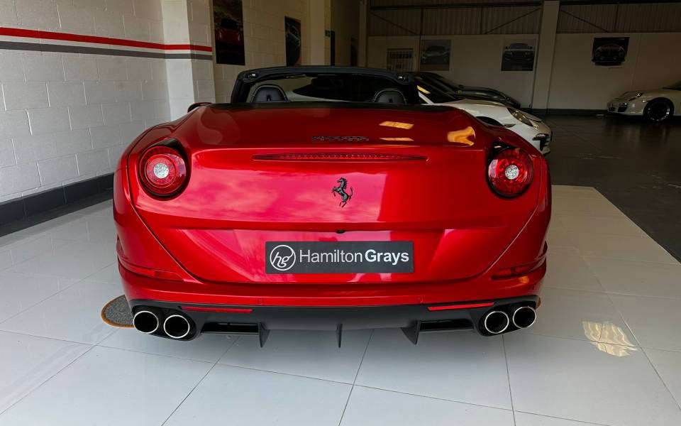 Bild 4/39 von Ferrari California T (2015)