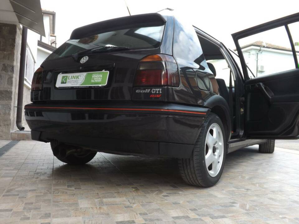 Bild 24/50 von Volkswagen Golf III 2.0 16V GTI (1993)