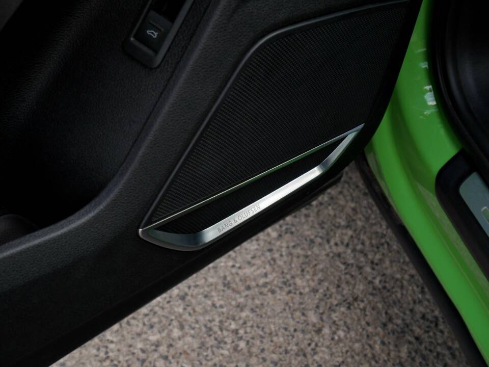 Bild 32/45 von Audi RS Q3 (1900)