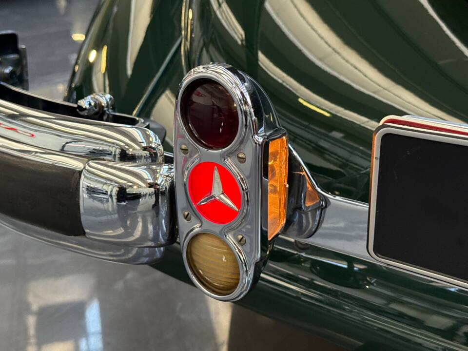 Bild 36/45 von Mercedes-Benz 540 K Cabriolet A (1937)