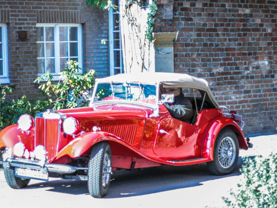 Image 4/5 of MG TD (1953)