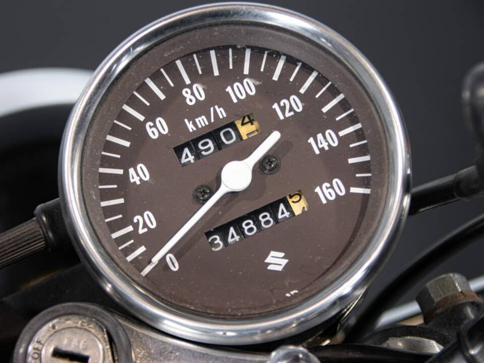 Bild 24/50 von Suzuki DUMMY (1979)