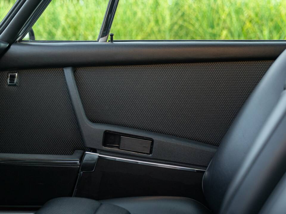 Image 34/50 of Porsche 911 2.2 S (1971)