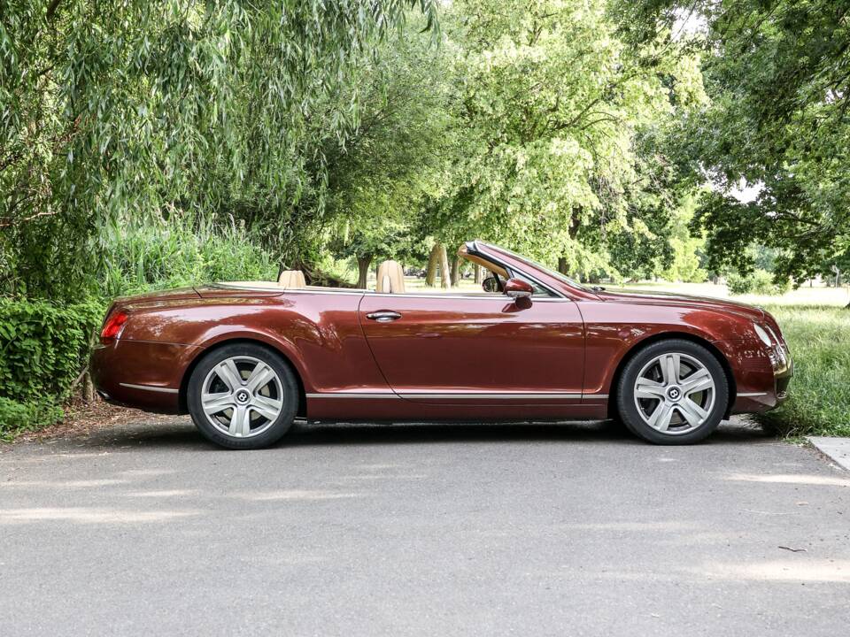 Bild 10/40 von Bentley Continental GTC (2007)